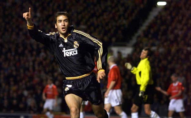 Raúl celebra un gol en Old Trafford. Agencias