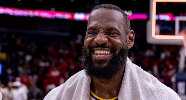 LeBron James agranda un legado que ya era infinito, mientras que los Warriors ponen fin a una era