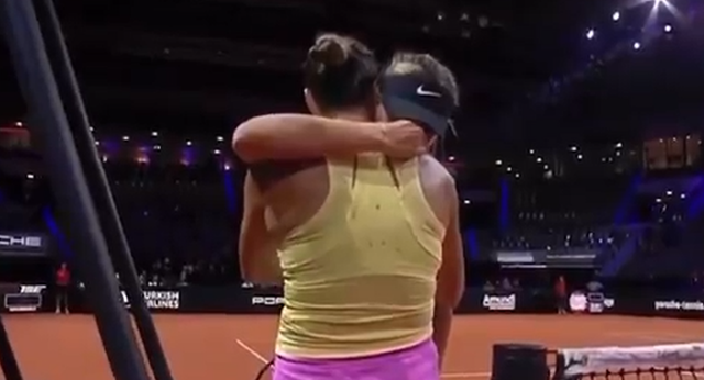 La desgarradora imagen de Badosa con Sabalenka tras una nueva caída a los infiernos
