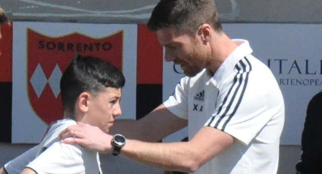 El primer  campeón de Xabi Alonso: ‘Nos decía entrenando que no iba a fallar ningún tiro, y no lo fallaba’