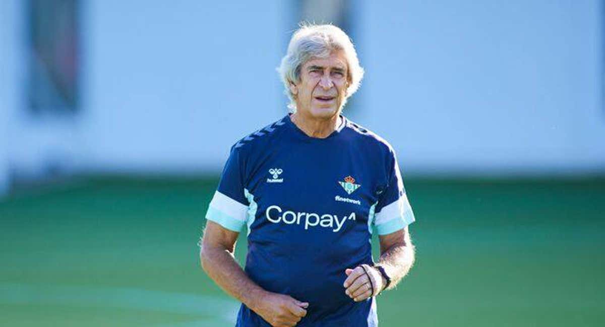 Manuel Pellegrini durante un entrenamiento.