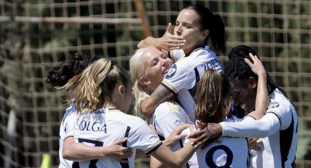 El Real Madrid ata la segunda posición con el doblete de Linda Caicedo