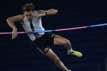 Duplantis vuelve a hacer historia y bate su propio récord del mundo