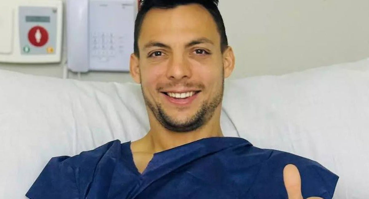 Óscar Plano tras pasar por quirófano.