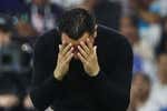 El «¡Xavi, quédate!» del Bernabéu que retrata la caída del Barça en su semana más dolorosa