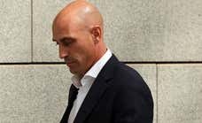 La Audiencia Nacional da el visto bueno a que se juzgue a Rubiales por el beso y las coacciones a Hermoso