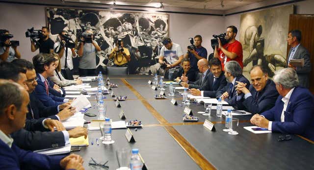La intervención inminente del CSD en la RFEF tiene un precedente: así acabó la carrera de Villar en medio del duelo Tebas-Rubiales