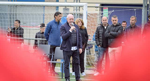 «Personajes siniestros» y «tramas de corrupción» en la guerra de cuchillos de la Federación Catalana de Fútbol