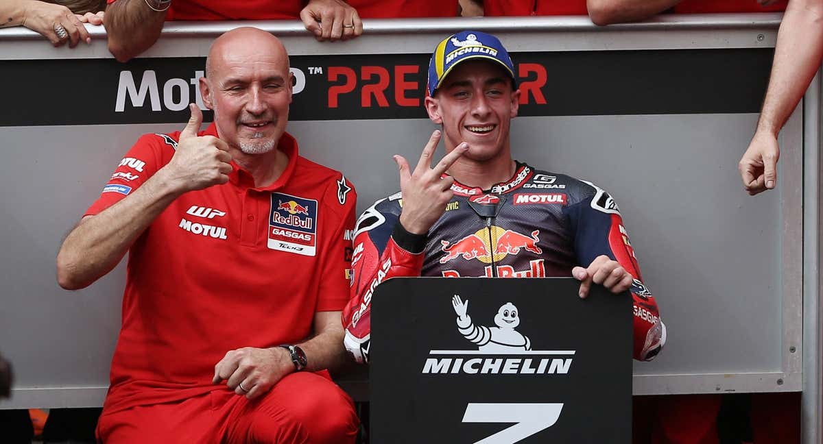 Pedro Acosta tras su podio en Portimao.