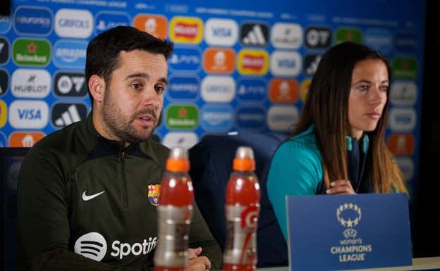 Jonatan y Aitana durante la rueda de prensa.  FC BARCELONA