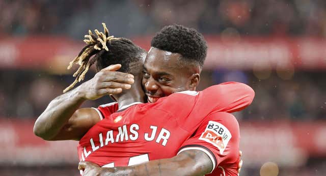 Iñaki Williams estalla por el racismo y los silbidos del Metropolitano a Nico: «Deberían pitar al que insulta y no a la víctima»