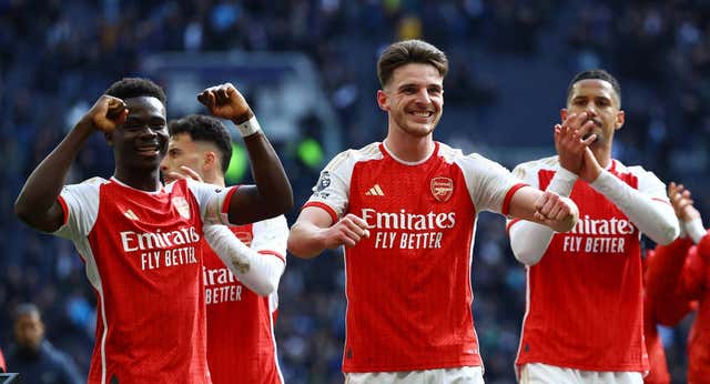El Arsenal quiere llevar la Premier al límite: vuelve a ganar y mete más presión al City