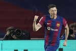 Lewandowski no pierde la cabeza y acaba ahogando al Valencia