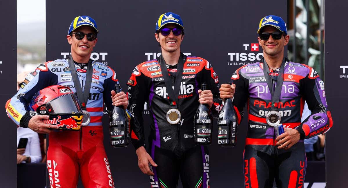 Marc Márquez, Maverick Viñales y Jorge Martín, de izquierda a derecha, en Portimao esta temporada./EFE