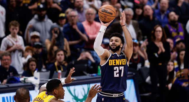 El mejor Nikola Jokic y la sangre fría de Jamal Murray fulminan con el sueño de LeBron James en su temporada 21