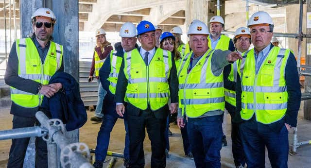 El Barça se queda sin margen de error para su vuelta al Camp Nou en 2024