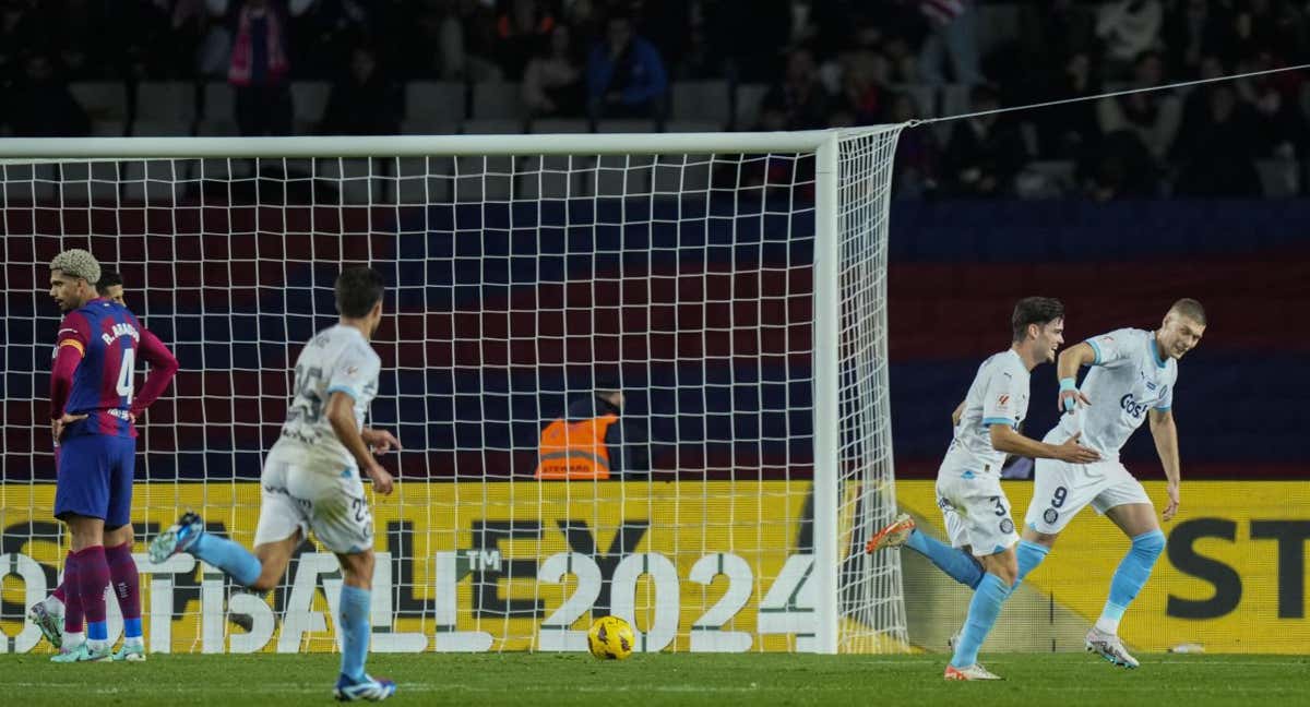 El Girona sorprendió al Barça en Montjuïc en la primera vuelta (2-4).