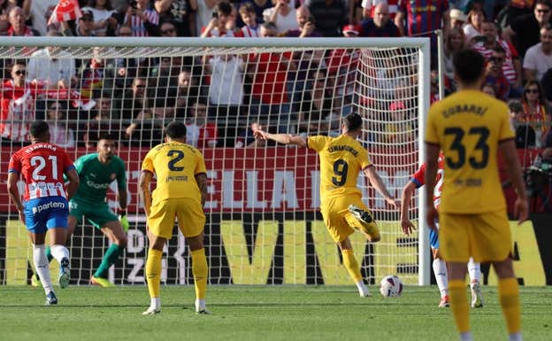 Con su gol ante el Girona, el polaco alcanza los 17 goles.  AFP