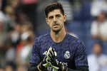 El Bernabéu recibe con honores a Courtois ¡11 meses después!