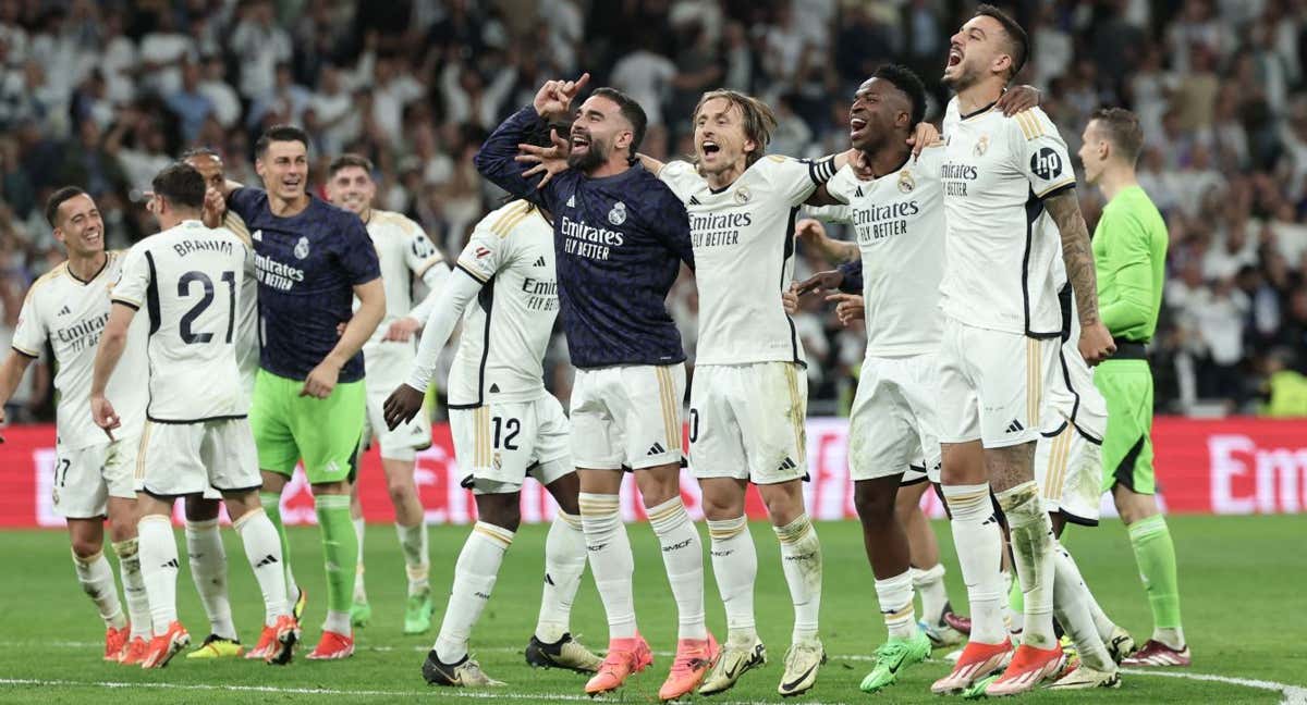 Jugadores del Real Madrid celebran el triunfo en el Clásico ante el Barça de esta campaña.