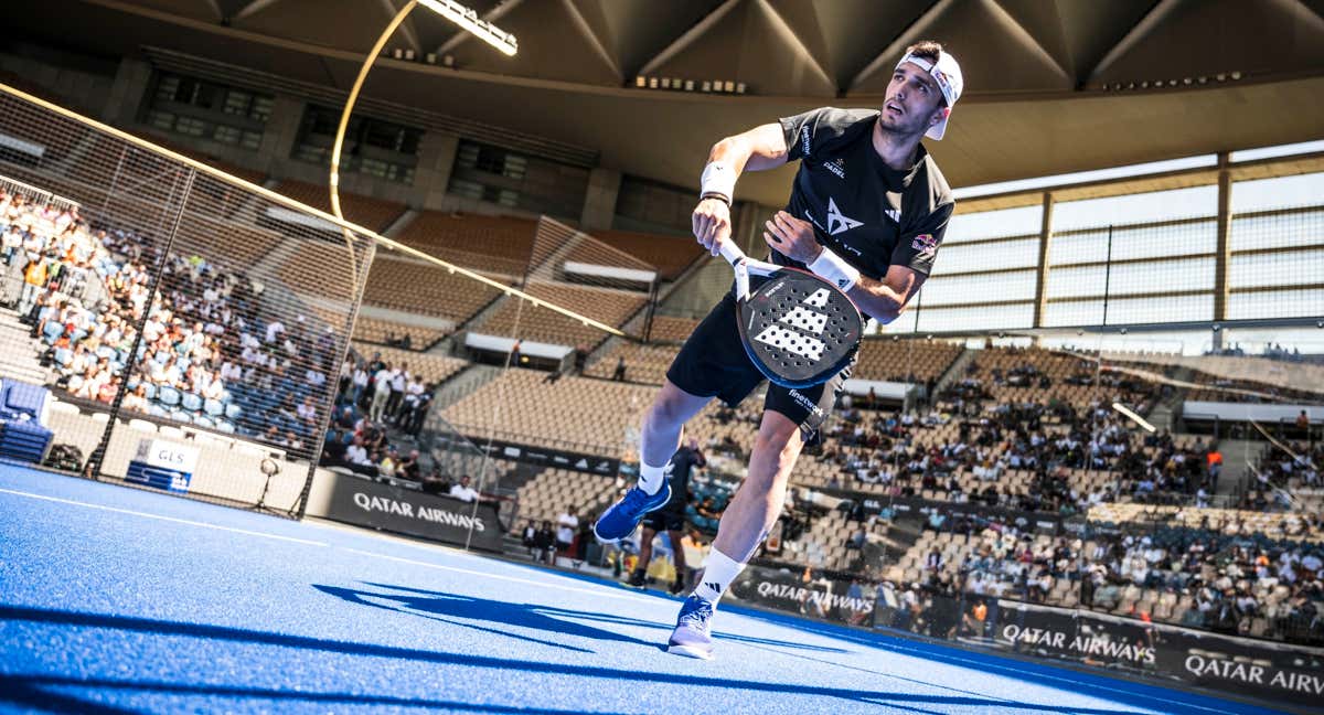 Ale Galán durante un partido en Sevilla./PREMIER PADEL