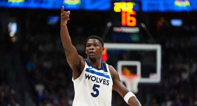 A Anthony Edwards se le acaban las comparaciones con Jordan: 43 puntos y victoria en Denver