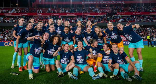 Ganar también tiene su «trampa»: comprendiendo el día a día de las jugadoras del Barça en su dominio en Liga F