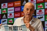 Menotti, en el lado bueno del camino