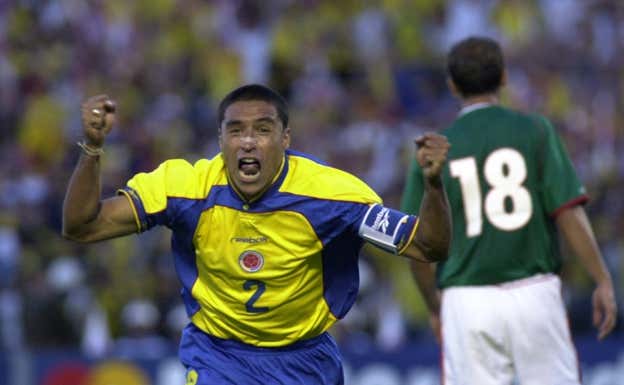 Iván Córdoba celebra un gol. Walter Astrada