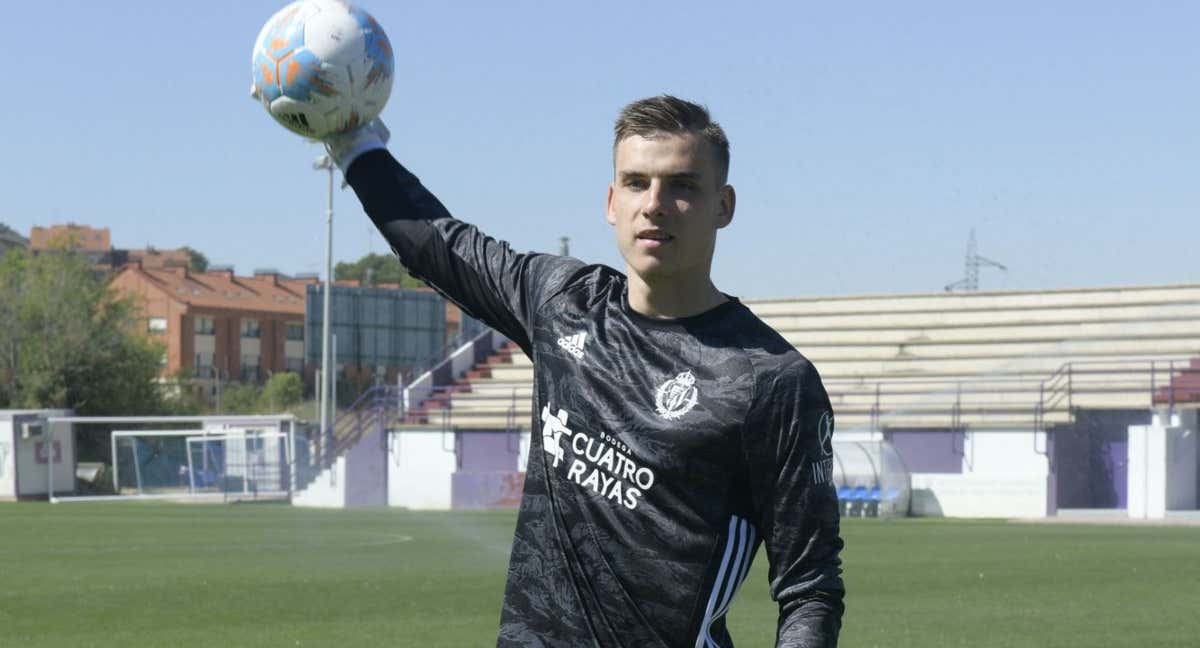 Lunin, a su llegada a Valladolid.