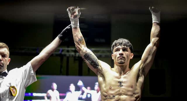 La Federación no sancionará al boxeador de la polémica pelea en un cine: sólo hay una vía para que pierda su licencia