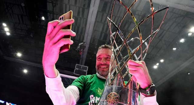 El plan de futuro de Unicaja que ya está al descubierto: Ibon Navarro ‘se queda’ para hacer crecer el proyecto… en la BCL