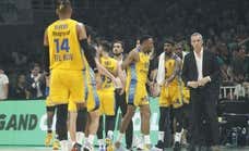 El entrenador de Maccabi pone el foco en Ataman y los árbitros tras la eliminación: «Me siento avergonzado, hubiera deseado que se decidiera por el baloncesto»
