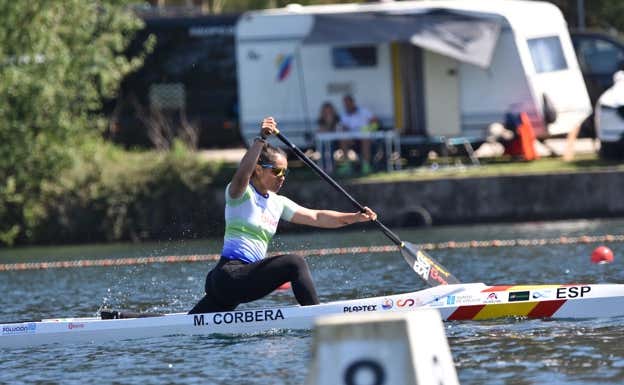 Imagen de piragua tipo canoa. RFEP