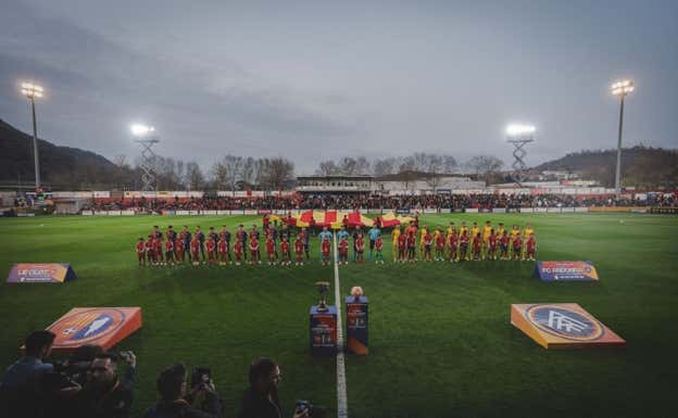 Final de la Copa Catalunya, en Olot.  UE OLOT / PAU GONZÁLEZ