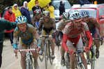 La odisea de lidiar con el sterrato en el Giro de Italia: «Si vas con miedo, estás muerto»