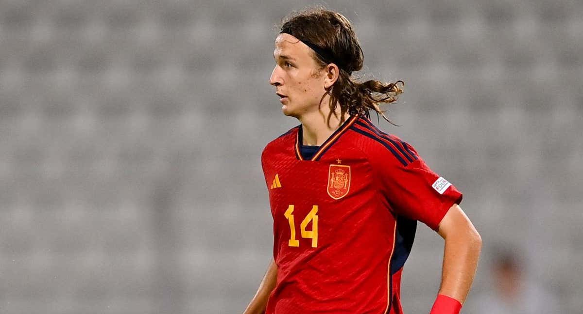 Félix Garreta, en un partido con la sub 19./rfef