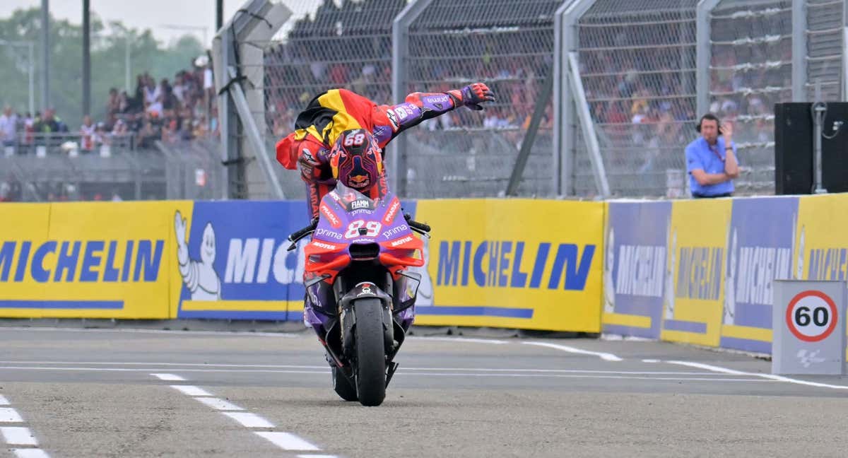 Jorge Martín celebra el triunfo de este domingo./AFP