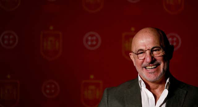 De la Fuente afina sus ideas: «Pedri tiene que reencontrarse con Pedri»
