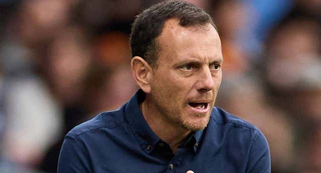 Alberto González, el entrenador récord del Albacete con su libreta y psicología: «Es un líder invisible»