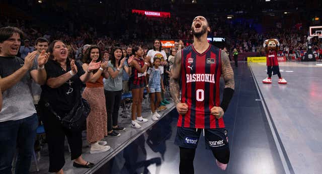 Markus Howard renueva con el Baskonia hasta 2028