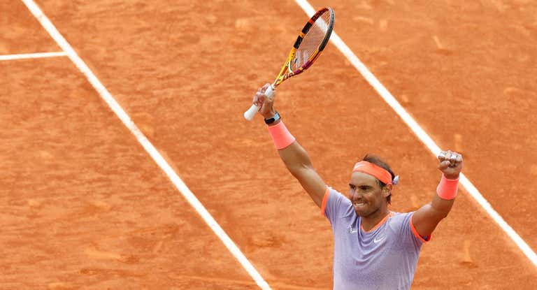 Rafa Nadal celebra su victoria en Madrid ante Cachín.