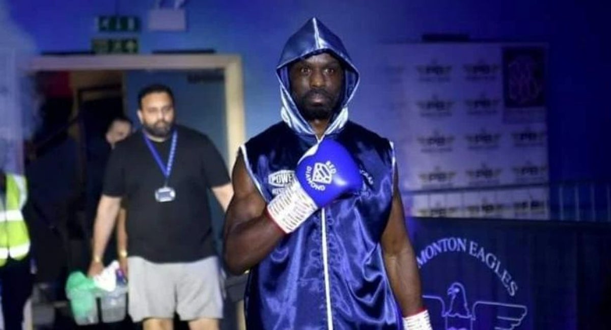 Sherif Lawal antes de una pelea.