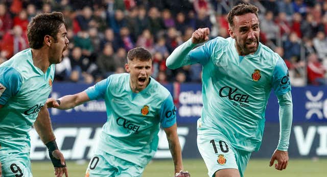 El Mallorca rescata un punto en Pamplona y se acerca a la permanencia