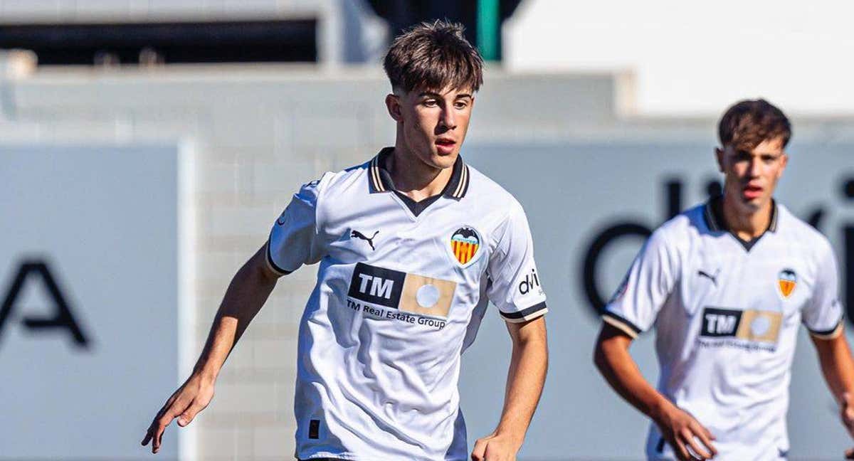 Jaume Durà, en un partido con el Valencia. /INSTAGRAM