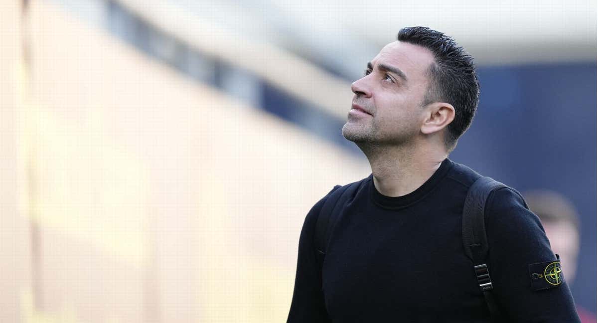 Xavi durante un viaje del equipo./AFP