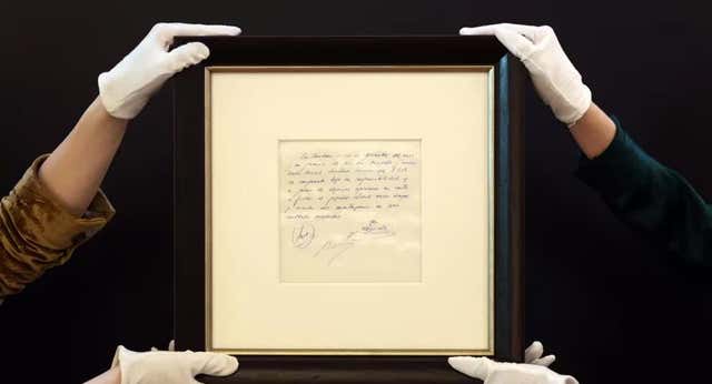 La servilleta del primer contrato de Messi, subastada… ¡por 890.000€!