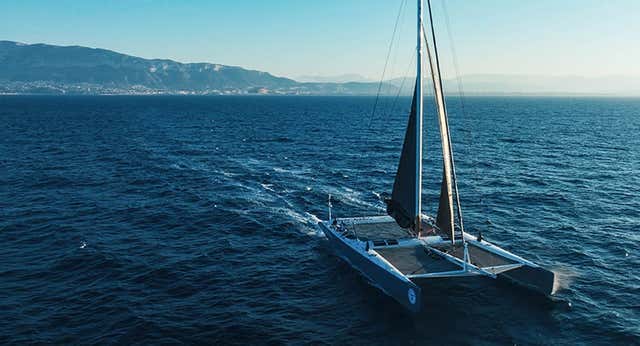 Álex Pella bate el récord de la vuelta a Menorca