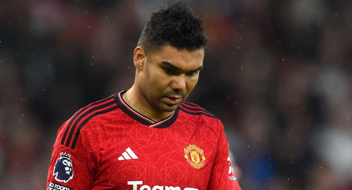 Casemiro, cabizbajo, con el United.