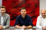 El tridente en los despachos que explica al Bayer Leverkusen y el secreto de su modelo: fichar para revalorizar